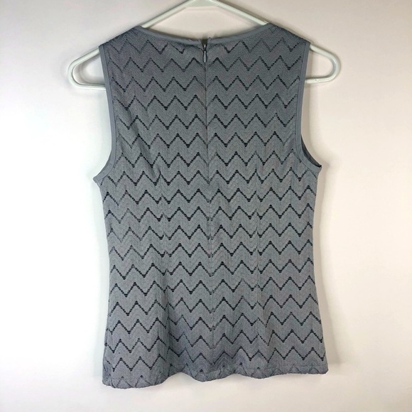 Banana Republic silver lace chevron sleeveless jewel neck top 0P - Picture 4 of 11